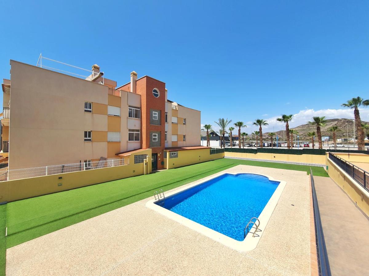 Amplia Terraza Con Piscina, Garaje Y Aire Acondicionado - By Aloha Palma